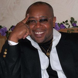 Meet your Posher, Elder t j